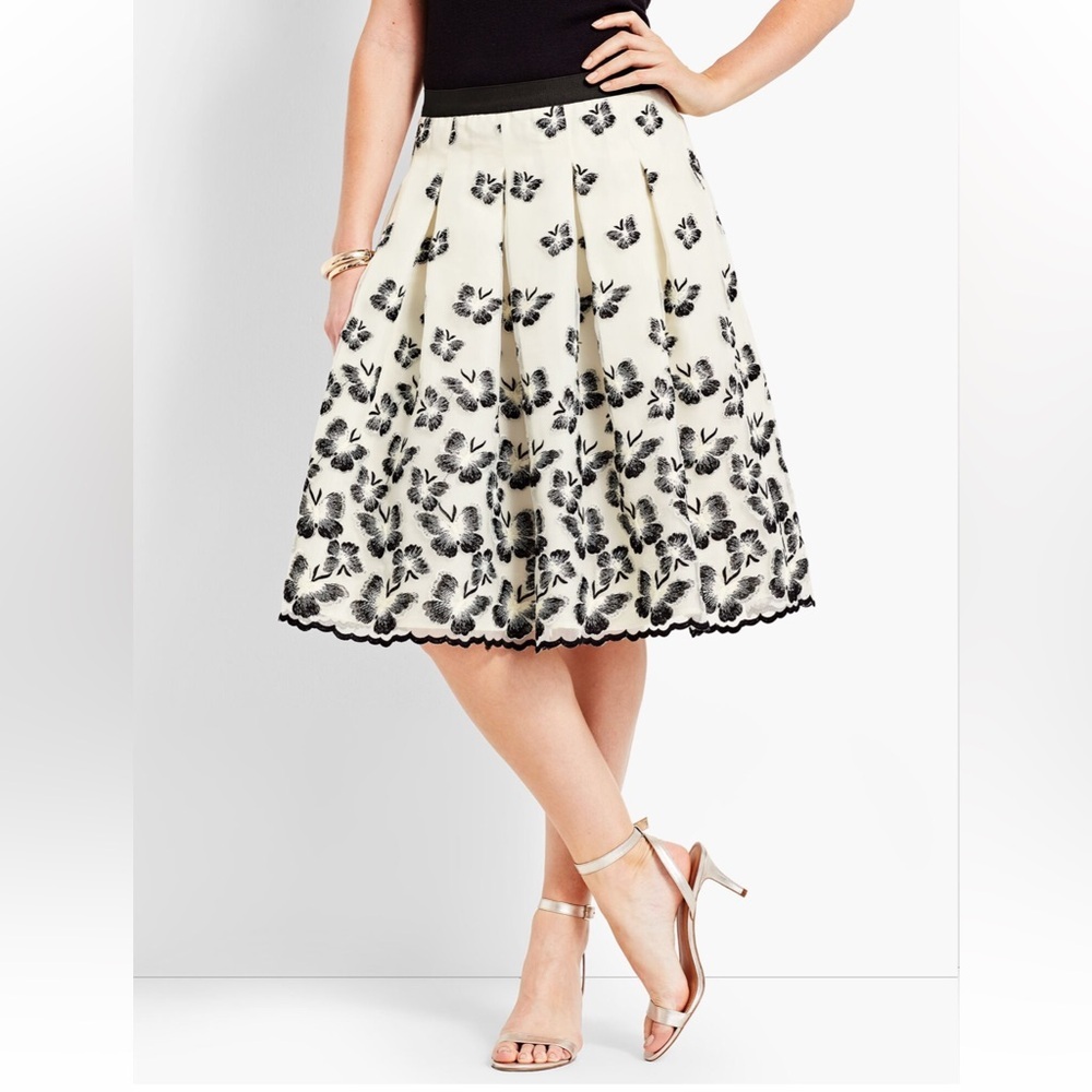 Talbots Black and Cream Butterfly A-Line Skirt EUC Sz 6 feminine fairy